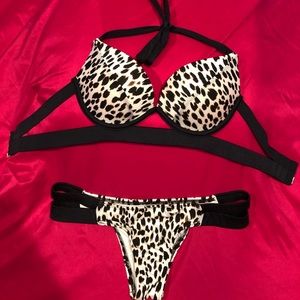 Victoria’s Secret Swim The Hottie Halter 32B/S